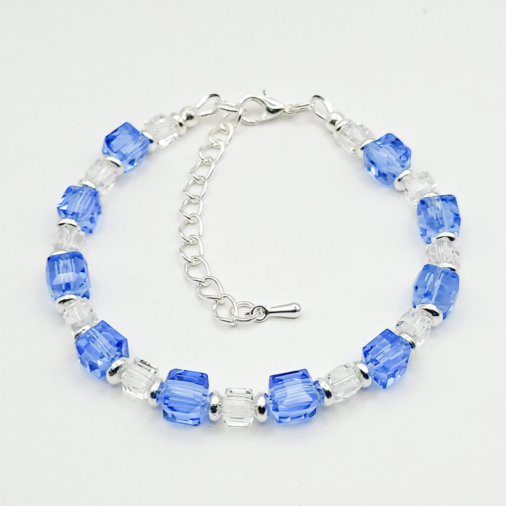 Crystal Cube Armband „Aquamarin“