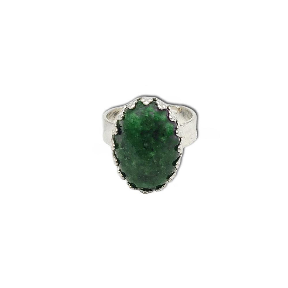 Naturstein-Ring 18x13 Rubin Zoisit