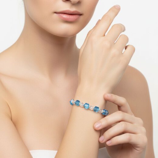 Armband CrystalCube Blauer Zirkon