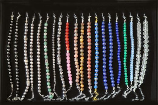 Natur-Edelstein-Armbänder